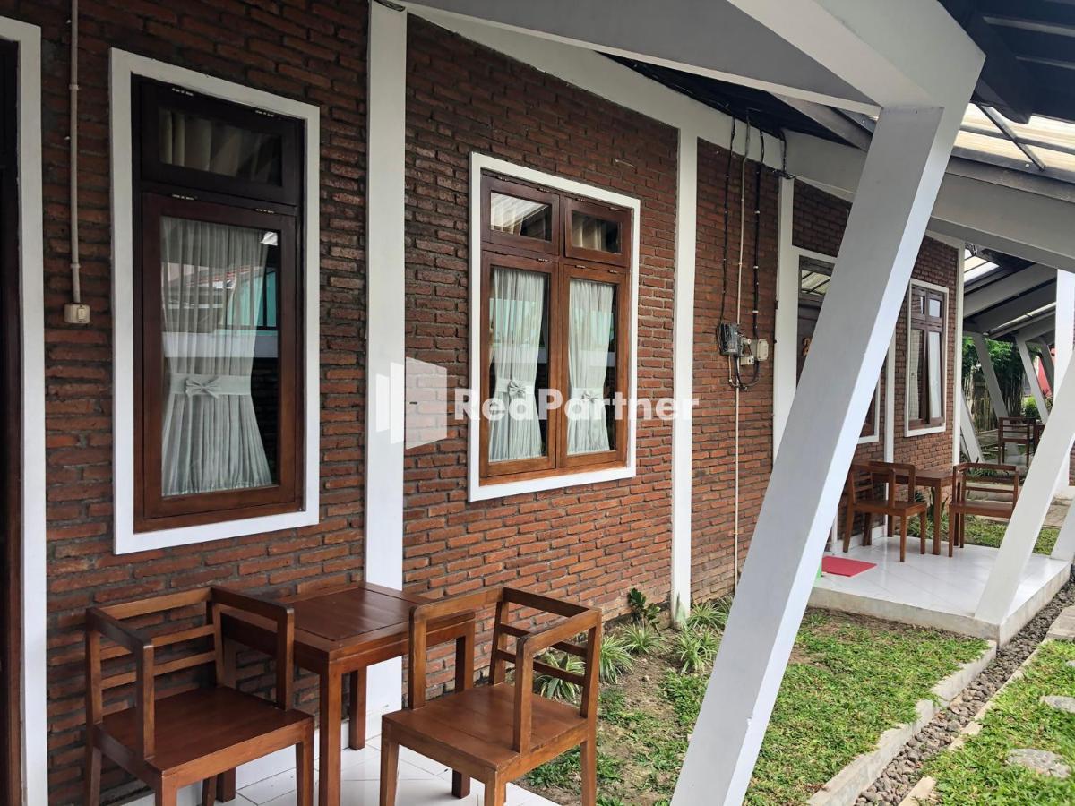 Rifka Annisa Guesthouse Syariah Redpartner Yogyakarta Luaran gambar